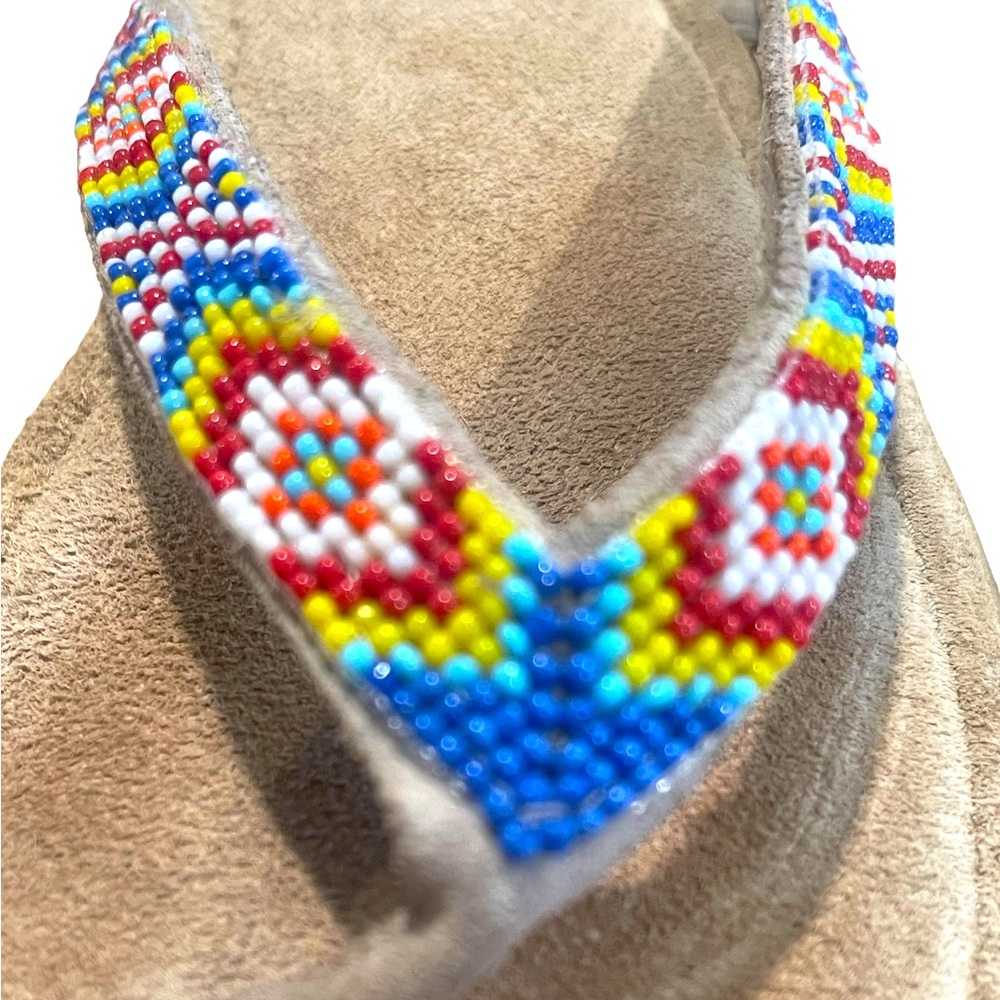 Women’s Minnetonka Native American Beaded Sandals Size 8 EUC - Picture 5 of 12
